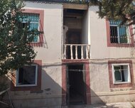 Suraxanı rayonu , Əmircan qəs., 5 otaq