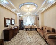 Nizami rayonu , Qara Qarayev m., 3 otaq