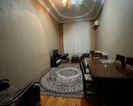 Nizami rayonu , 8-ci kilometr qəs., 2 otaq