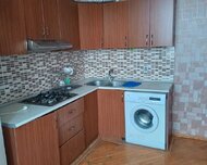 Binəqədi rayonu , 7-ci mikrorayon qəs., 1 otaq