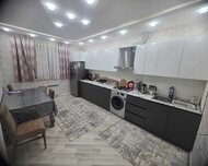 Suraxanı rayonu , Qaraçuxur qəs., 3 otaq