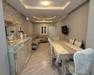 Sumqayıt ş., Köhnə tikili , 3 otaq