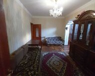 Nizami rayonu , 8-ci kilometr qəs., 2 otaq