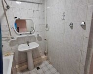 Nizami rayonu , 8-ci kilometr qəs., 3 otaq