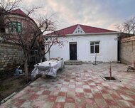 Suraxanı rayonu , Qaraçuxur qəs., 4 otaq