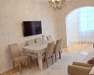 Binəqədi rayonu , 8-ci mikrorayon qəs., 2 otaq