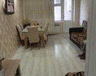 Sumqayıt ş., Köhnə tikili , 3 otaq