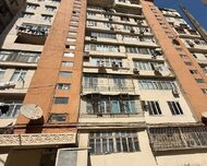 Binəqədi rayonu , 8-ci mikrorayon qəs., 3 otaq