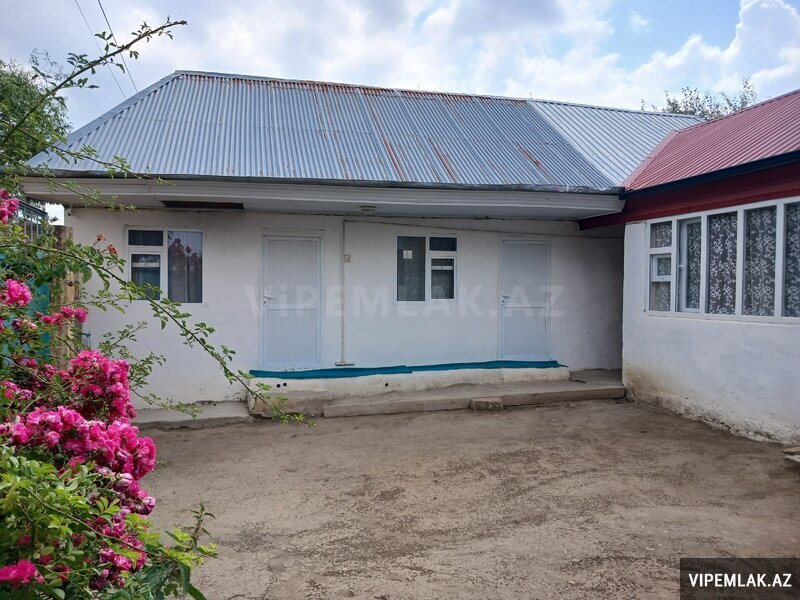 Gədəbəy şəhərində 1 otaqlı Həyət evi / Villa Kirayə verilir, 58 m² Gədəbəy şəhərində 1 otaqlı Həyət evi / Villa Kirayə verilir, 58 m²