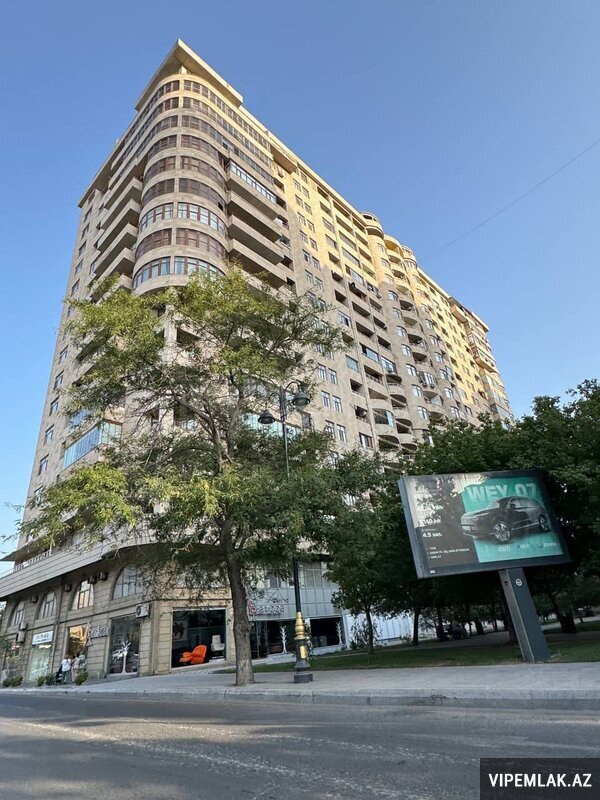 Nərimanov rayonunda 3 otaqlı Yeni tikili Satılır, 140 m² Nərimanov rayonunda 3 otaqlı Yeni tikili Satılır, 140 m²