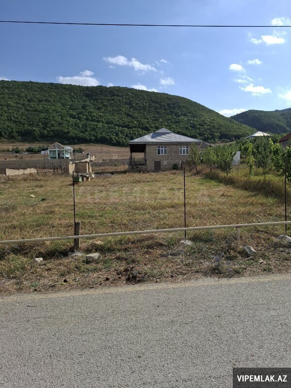 Şamaxı şəhərində 1 otaqlı Torpaq Satılır, 12 sot Şamaxı şəhərində 1 otaqlı Torpaq Satılır, 12 sot
