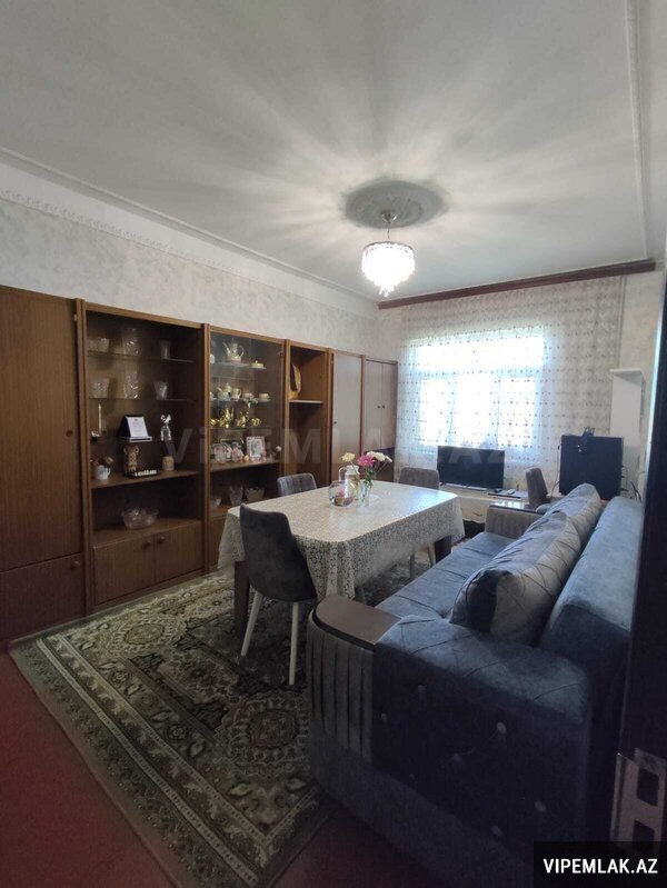 Suraxanı rayonunda 2 otaqlı Köhnə tikili Satılır, 51 m² Suraxanı rayonunda 2 otaqlı Köhnə tikili Satılır, 51 m²