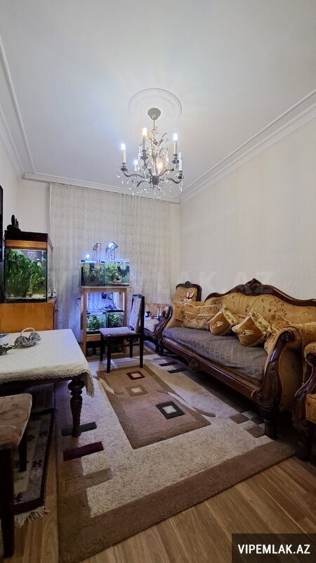 Səbail rayonunda 3 otaqlı Köhnə tikili Satılır, 75 m² Səbail rayonunda 3 otaqlı Köhnə tikili Satılır, 75 m²