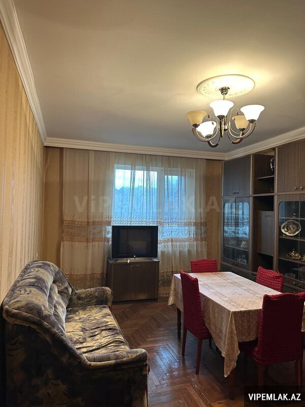 Xətai rayonunda 3 otaqlı Köhnə tikili Satılır, 70 m² Xətai rayonunda 3 otaqlı Köhnə tikili Satılır, 70 m²