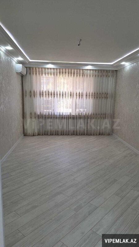 Xətai rayonunda 3 otaqlı Köhnə tikili Satılır, 80 m² Xətai rayonunda 3 otaqlı Köhnə tikili Satılır, 80 m²