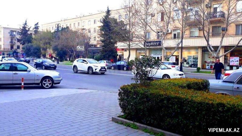 Yasamal rayonunda 3 otaqlı Köhnə tikili Satılır, 110 m² Yasamal rayonunda 3 otaqlı Köhnə tikili Satılır, 110 m²