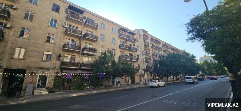 Nəsimi rayonunda 3 otaqlı Köhnə tikili Satılır, 78 m² Nəsimi rayonunda 3 otaqlı Köhnə tikili Satılır, 78 m²