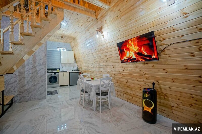 Qusar şəhərində 4 otaqlı Həyət evi / Villa Kirayə verilir, 90 m² Qusar şəhərində 4 otaqlı Həyət evi / Villa Kirayə verilir, 90 m²