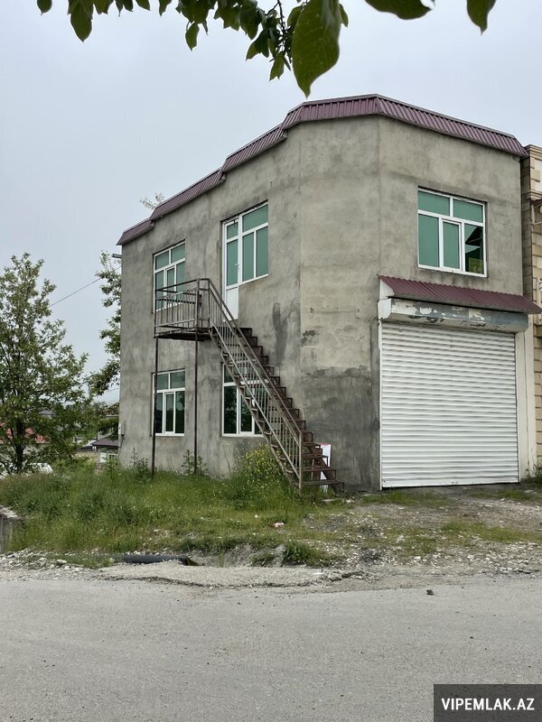 Qusar şəhərində 3 otaqlı Obyekt / Ofis Satılır, 100 m² Qusar şəhərində 3 otaqlı Obyekt / Ofis Satılır, 100 m²