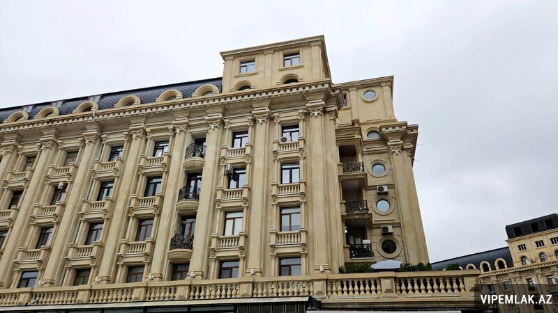 Səbail rayonunda 3 otaqlı Yeni tikili Satılır, 180 m² Səbail rayonunda 3 otaqlı Yeni tikili Satılır, 180 m²