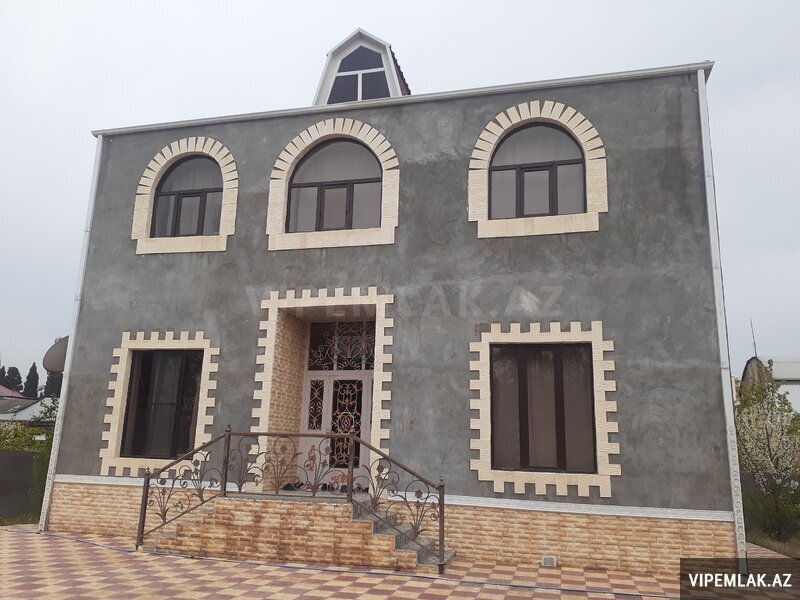 Gəncə şəhərində 5 otaqlı Həyət evi / Villa Satılır, 220 m² Gəncə şəhərində 5 otaqlı Həyət evi / Villa Satılır, 220 m²