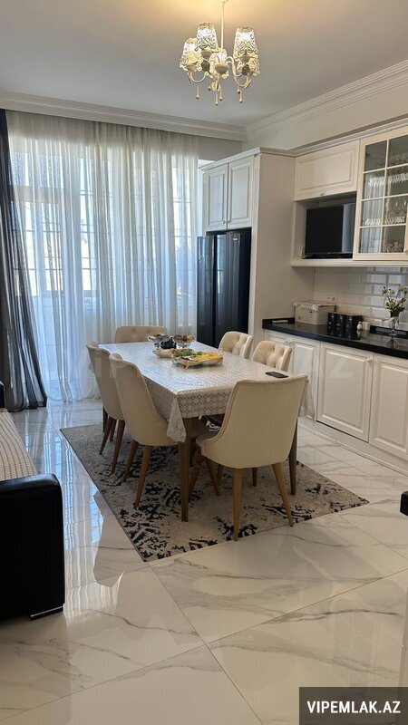 Yasamal rayonunda 3 otaqlı Yeni tikili Satılır, 157 m² Yasamal rayonunda 3 otaqlı Yeni tikili Satılır, 157 m²