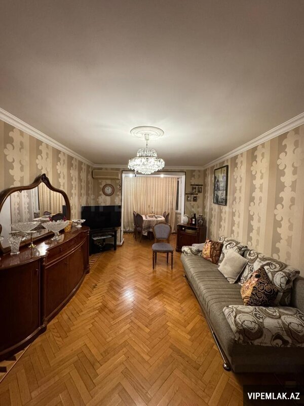 Yasamal rayonunda 3 otaqlı Köhnə tikili Satılır, 75 m² Yasamal rayonunda 3 otaqlı Köhnə tikili Satılır, 75 m²