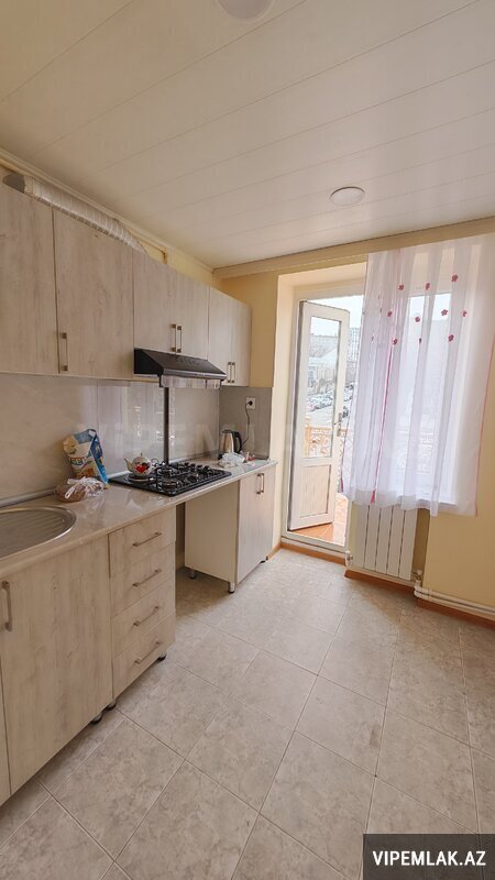 Yasamal rayonunda 3 otaqlı Köhnə tikili Kirayə verilir, 88 m² Yasamal rayonunda 3 otaqlı Köhnə tikili Kirayə verilir, 88 m²