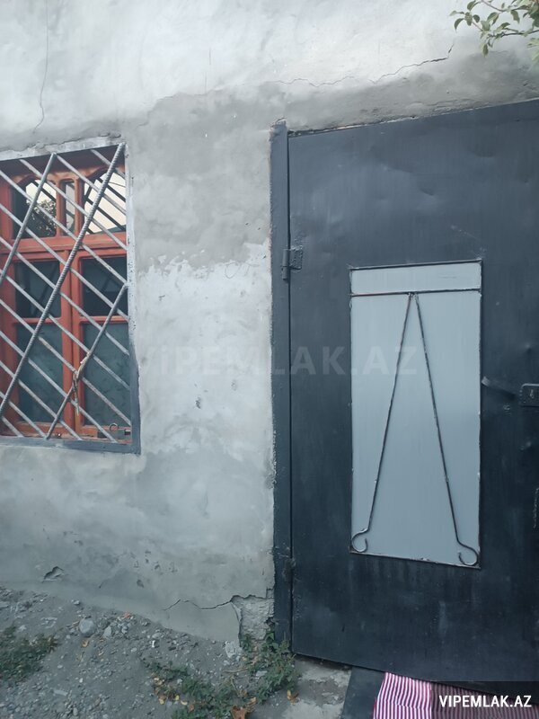 Mingəçevir şəhərində 8 otaqlı Həyət evi / Villa Satılır, 150 m² Mingəçevir şəhərində 8 otaqlı Həyət evi / Villa Satılır, 150 m²