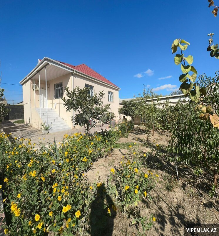 Suraxanı rayonunda 9 otaqlı Həyət evi Satılır, 250 m² Suraxanı rayonunda 9 otaqlı Həyət evi Satılır, 250 m²