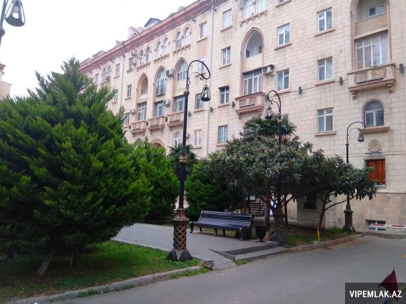 Yasamal rayonunda 2 otaqlı Köhnə tikili Satılır, 63 m² Yasamal rayonunda 2 otaqlı Köhnə tikili Satılır, 63 m²