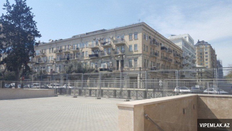 Səbail rayonunda 2 otaqlı Köhnə tikili Kirayə verilir, 85 m² Səbail rayonunda 2 otaqlı Köhnə tikili Kirayə verilir, 85 m²