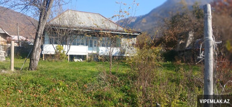 Oğuz şəhərində 5 otaqlı Köhnə tikili Satılır, 80 m² Oğuz şəhərində 5 otaqlı Köhnə tikili Satılır, 80 m²