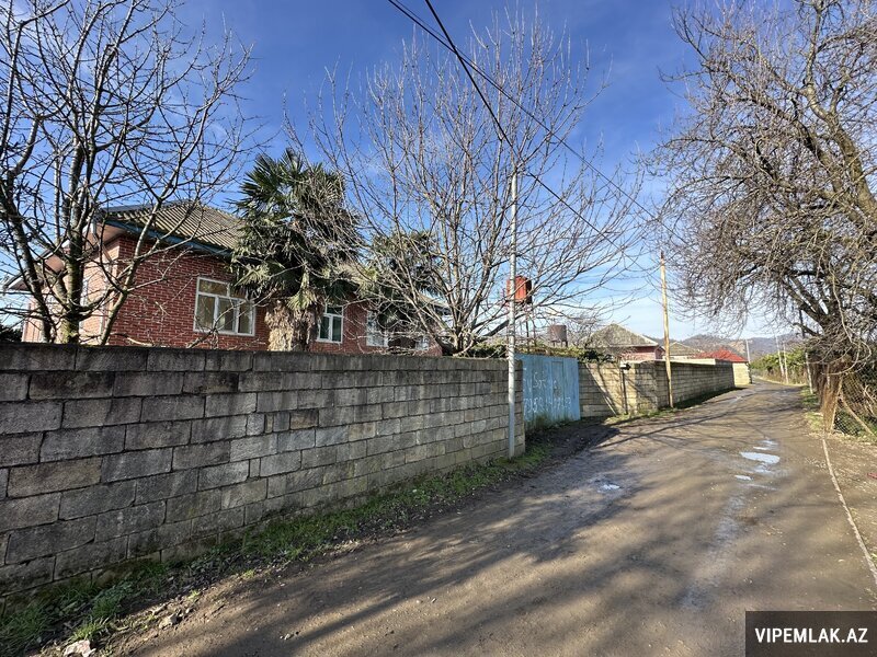 Astara şəhərində 3 otaqlı Həyət evi / Villa Satılır, 200 m² Astara şəhərində 3 otaqlı Həyət evi / Villa Satılır, 200 m²