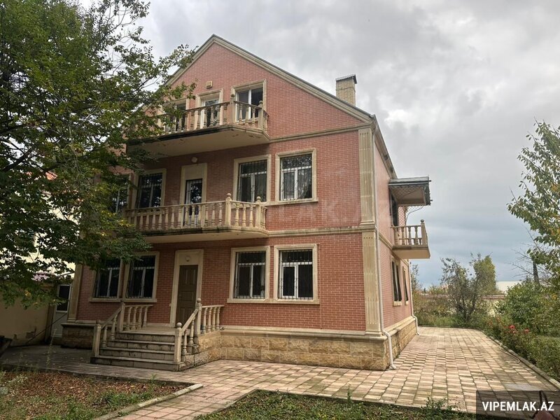 Xaçmaz şəhərində 7 otaqlı Həyət evi / Villa Satılır, 300 m² Xaçmaz şəhərində 7 otaqlı Həyət evi / Villa Satılır, 300 m²
