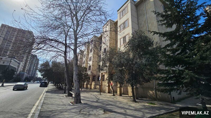 Yasamal rayonunda 3 otaqlı Köhnə tikili Satılır, 75 m² Yasamal rayonunda 3 otaqlı Köhnə tikili Satılır, 75 m²