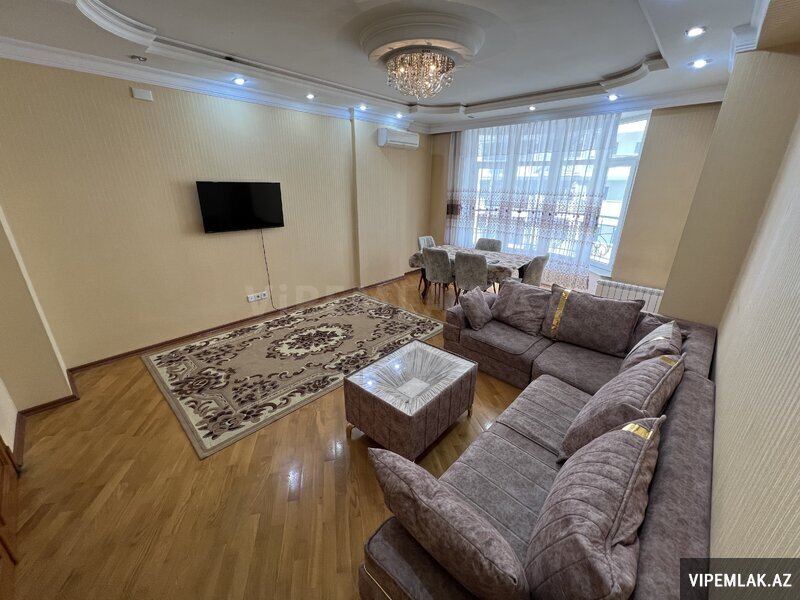 Nərimanov rayonunda 3 otaqlı Yeni tikili Kirayə verilir, 120 m² Nərimanov rayonunda 3 otaqlı Yeni tikili Kirayə verilir, 120 m²
