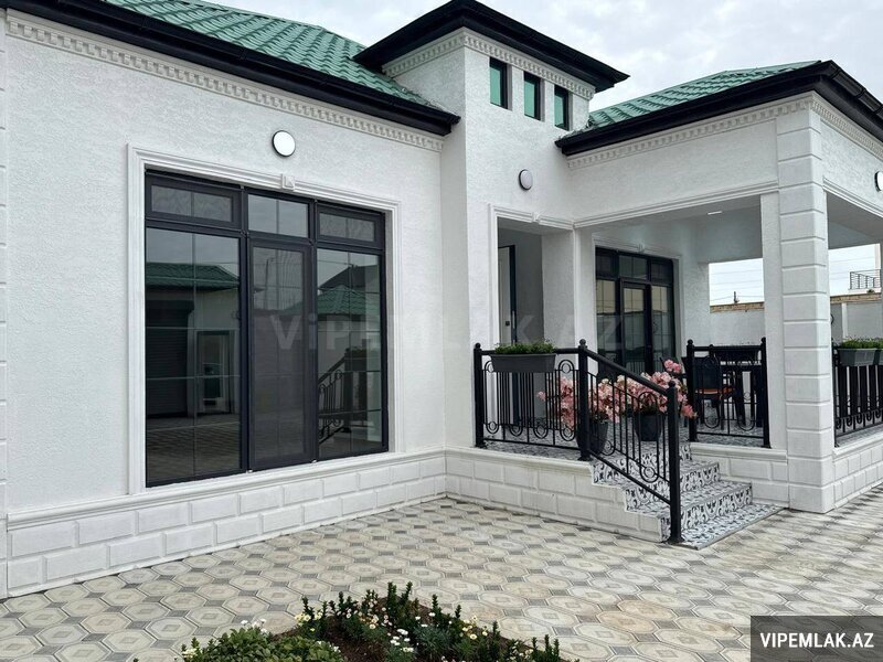 Xəzər rayonunda 4 otaqlı Həyət evi Satılır, 131 m² Xəzər rayonunda 4 otaqlı Həyət evi Satılır, 131 m²