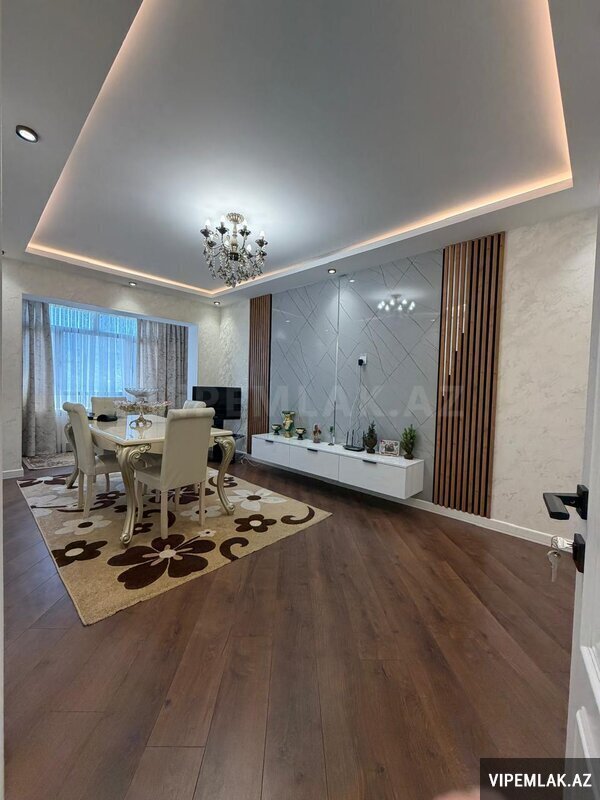 Yasamal rayonunda 4 otaqlı Köhnə tikili Satılır, 95 m² Yasamal rayonunda 4 otaqlı Köhnə tikili Satılır, 95 m²