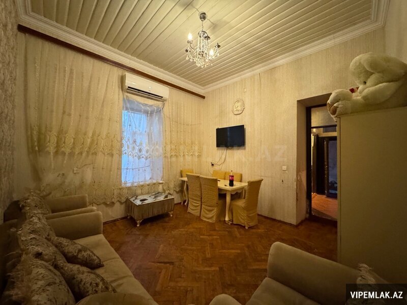 Nəsimi rayonunda 3 otaqlı Köhnə tikili Satılır, 80 m² Nəsimi rayonunda 3 otaqlı Köhnə tikili Satılır, 80 m²
