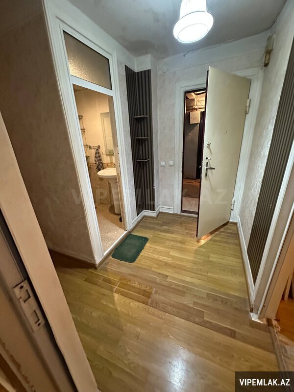 Gəncə şəhərində 3 otaqlı Köhnə tikili Kirayə verilir, 65 m² Gəncə şəhərində 3 otaqlı Köhnə tikili Kirayə verilir, 65 m²