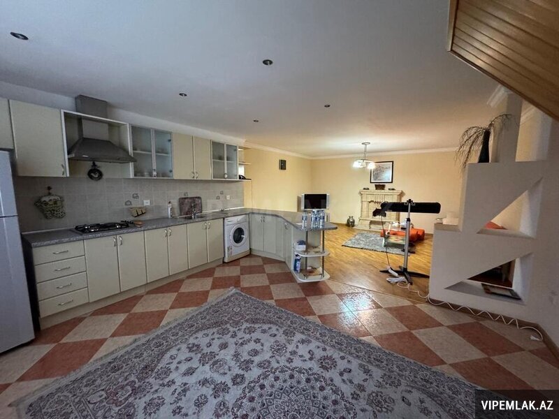 Səbail rayonunda 2 otaqlı Köhnə tikili Satılır, 92 m² Səbail rayonunda 2 otaqlı Köhnə tikili Satılır, 92 m²