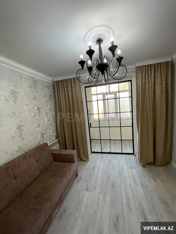 Xətai rayonunda 3 otaqlı Köhnə tikili Satılır, 67 m² Xətai rayonunda 3 otaqlı Köhnə tikili Satılır, 67 m²