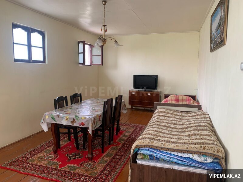 Şəki şəhərində 6 otaqlı Həyət evi / Villa Satılır, 117 m² Şəki şəhərində 6 otaqlı Həyət evi / Villa Satılır, 117 m²