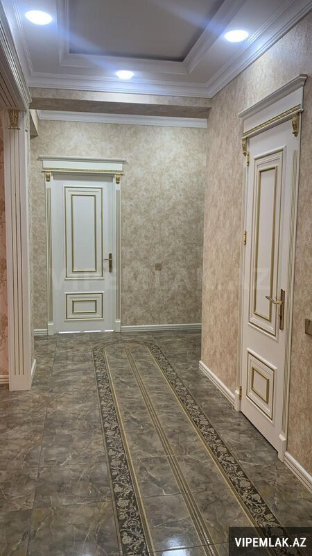 Sumqayıt şəhərində 4 otaqlı Yeni tikili Satılır, 140 m² Sumqayıt şəhərində 4 otaqlı Yeni tikili Satılır, 140 m²