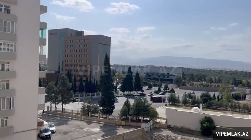 Gəncə şəhərində 4 otaqlı Yeni tikili Satılır, 193 m² Gəncə şəhərində 4 otaqlı Yeni tikili Satılır, 193 m²