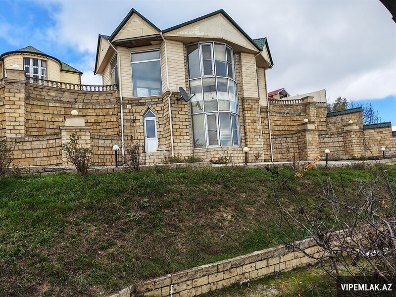 Şamaxı şəhərində 7 otaqlı Həyət evi / Villa Satılır, 250 m² Şamaxı şəhərində 7 otaqlı Həyət evi / Villa Satılır, 250 m²