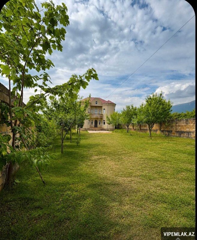 İsmayıllı şəhərində 8 otaqlı Həyət evi / Villa Satılır, 280 m² İsmayıllı şəhərində 8 otaqlı Həyət evi / Villa Satılır, 280 m²